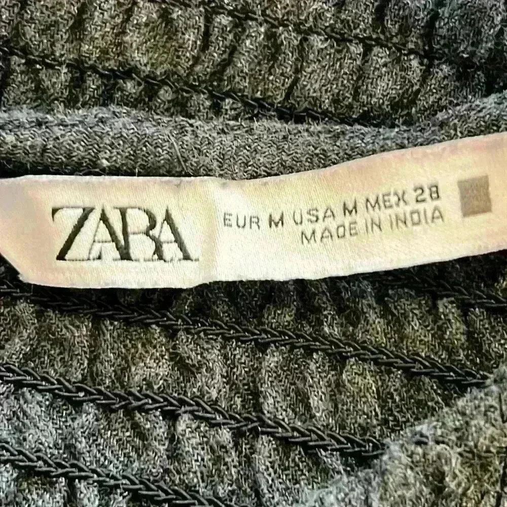 Zara Crop Shirred Elastic Top Size Medium Gray Long Sleeves Ruffled Caps
